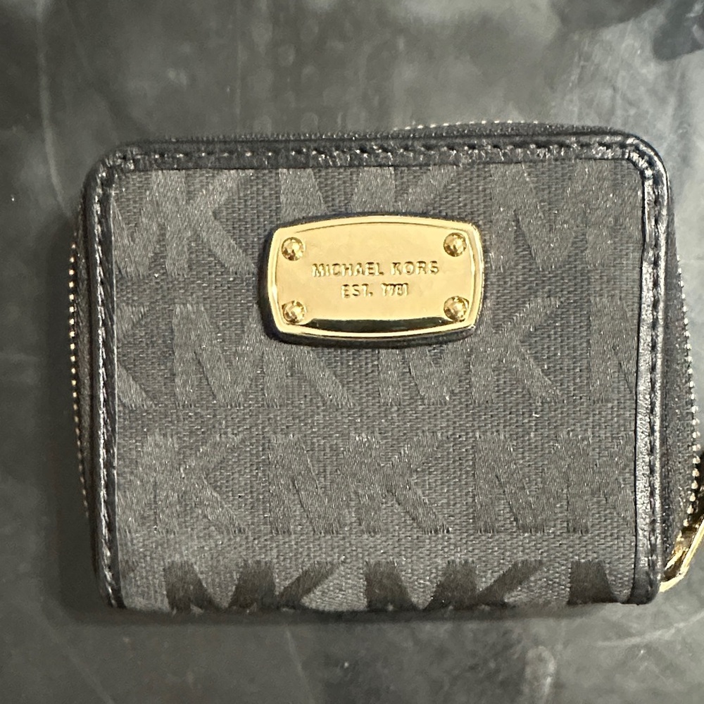 Michael Kors Black and Gold Card Holder